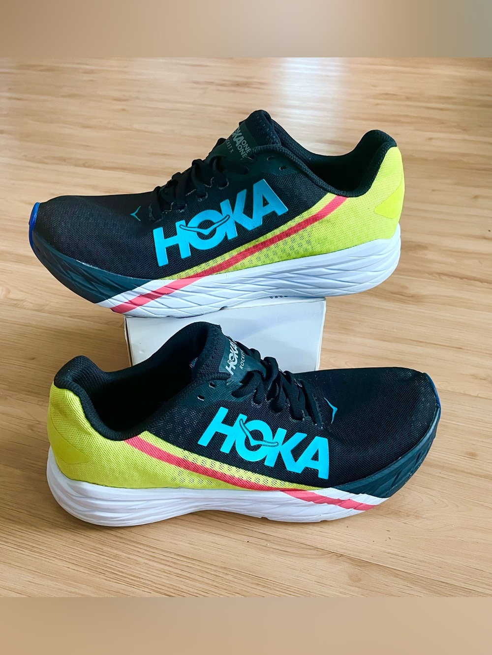 Hoka One One  Rocket Women  Black, Yellow & Teal Running Shoes 10.0